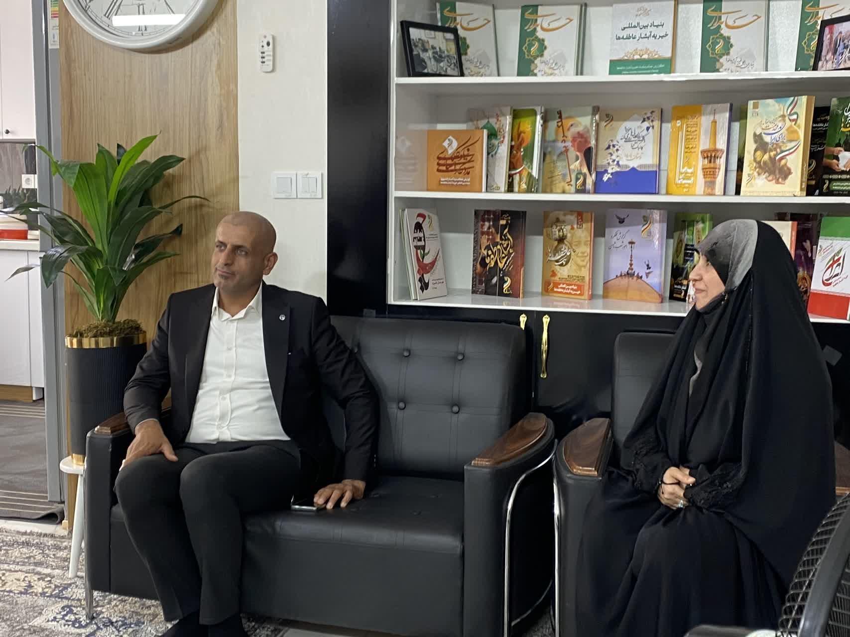 Head of Iraq’s “Ansar Fatemeh Al-Zahra” Charity Visits the International Abshar-e Atefeha institute in Mashhad
